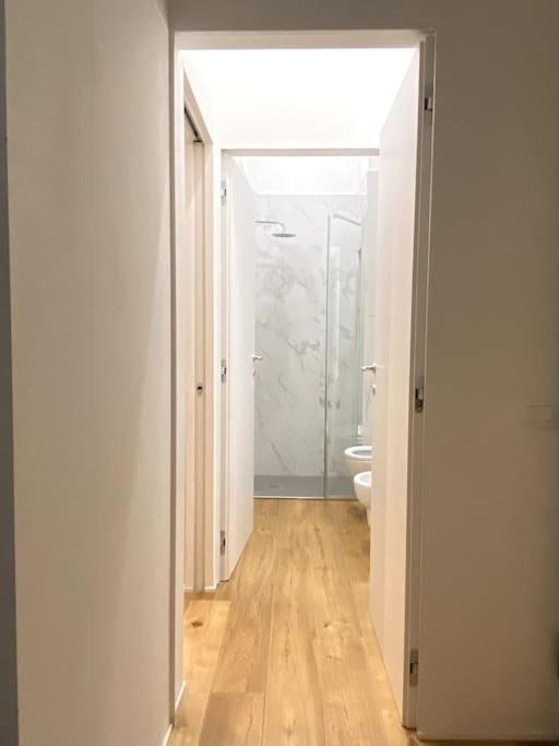 La Casa Bianca Apartment Milan Bagian luar foto